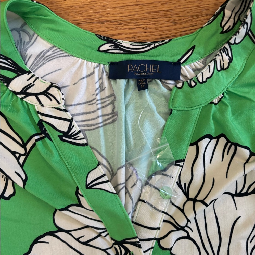 RACHEL Rachel Roy Button Up Blouse Women’s 2X Green White Floral Shirt Vneck New - Picture 2 of 7